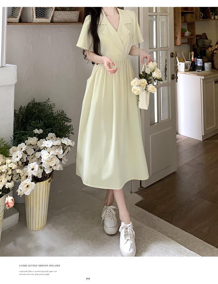 Retro letní šaty úzkého střihu ve francouzském stylu s jedinečným designem zadního límce