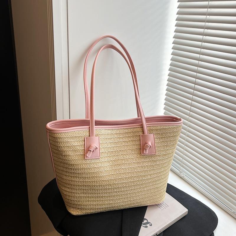 Large capacity straw woven bag women's new fashion versatile shoulder bag beach portable woven tote bag