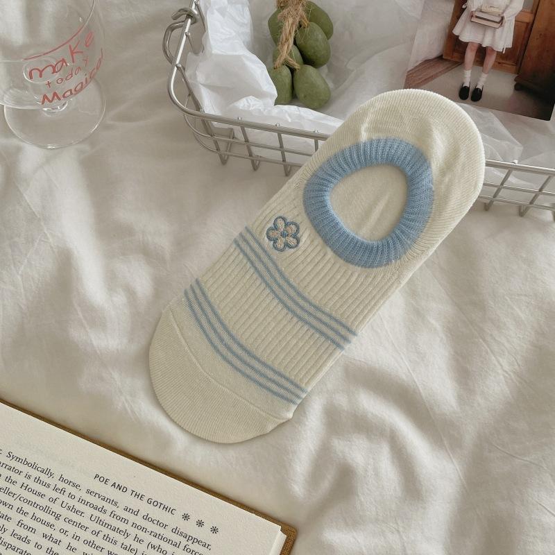 Embroidered Women s Summer Lightweight Soft-striped Low-cut Invisible Anti-slip Slip-on Socks 1 pair