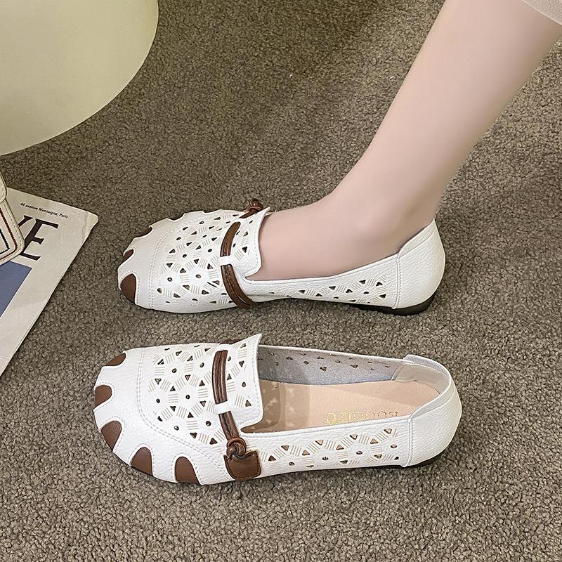 Fashion Hollow Out Single Shoe Women's 2024 Summer and Autumn New Flat Bottomed Round Toe Single Shoes Retro Women's Shoes Traf