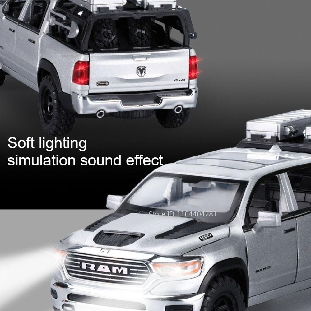 1:32 RAM Mammoth Pickup Model Alloy Diecast Cars Toys Front Wheel Steering Doors Opened Sound Light Pull Back Collecting Hobbies
