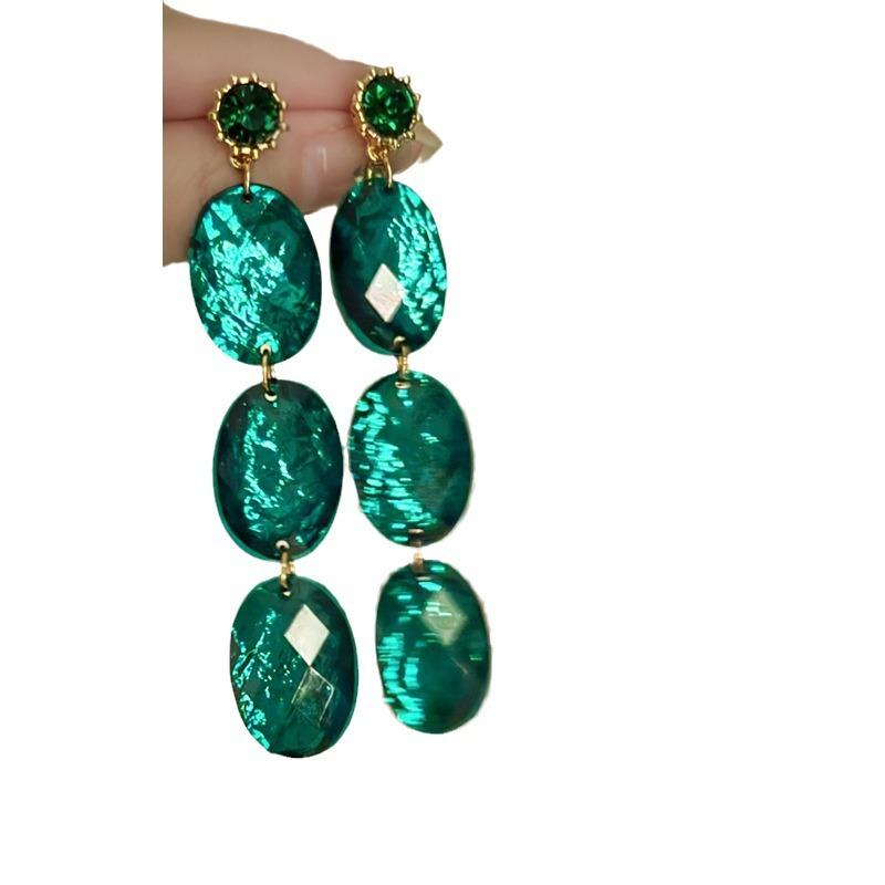 Silver needle retro emerald acrylic diamond-encrusted geometric earrings European and American long temperament high-end earrings women