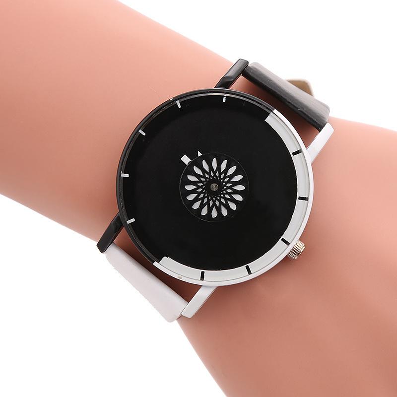 

Fashion Casual Watch with Durable Strap and Clear Dial Suitable for Everyday Use and Various Outfits One Size чорний