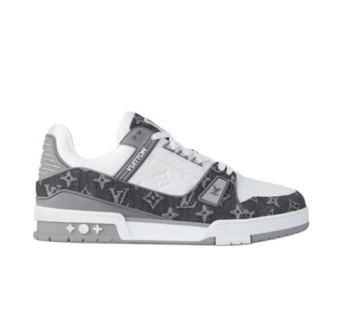 Louis Vuitton Trainer Grey Sneaker Men's Size 1ADH2W