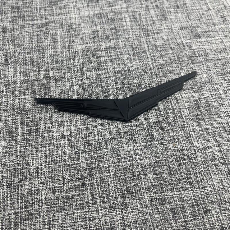 Applicable CT456SXT rear window V label ATSL black wing car logo modified personalized V label logo side label