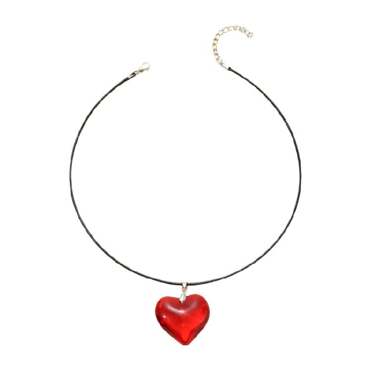 Trendy Red Heart Shaped Jewelry Necklace Adjustable Length Collarbone Chain Accessories For Fashion Lovers
