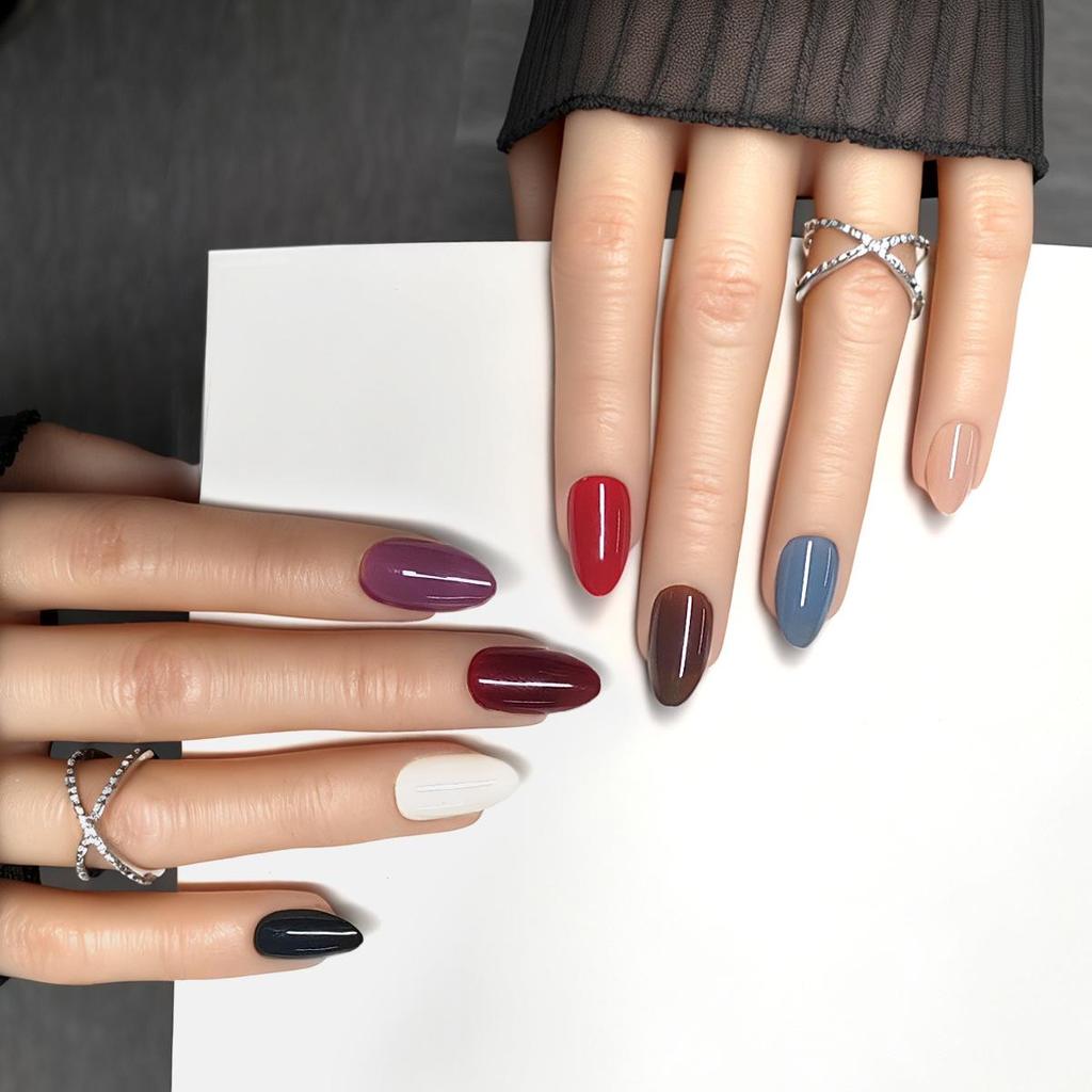 Trending Wearable False Nail Tips Set - Press-On Nails