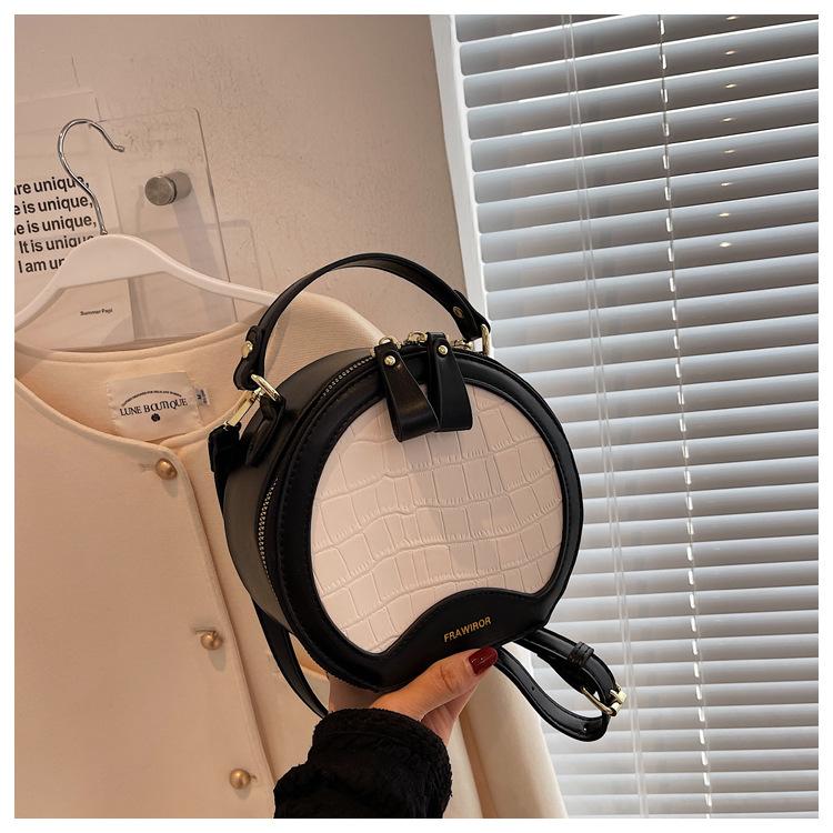 

Small bag women s 2025 autumn new trendy shoulder bag textured messenger bag handbag bag small round bag