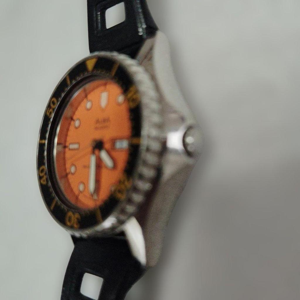Used Alba Quartz Divers Watch Orange Dial