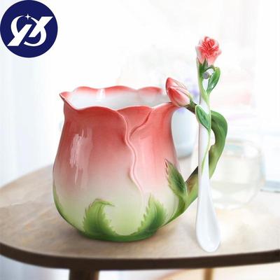 Europäischen Stil Emaille Keramik Kaffeetasse Kreative 3D Rose Blume Form Teetassen Pastoralen 4 Farben Frühstück Milch Tassen Mit löffel