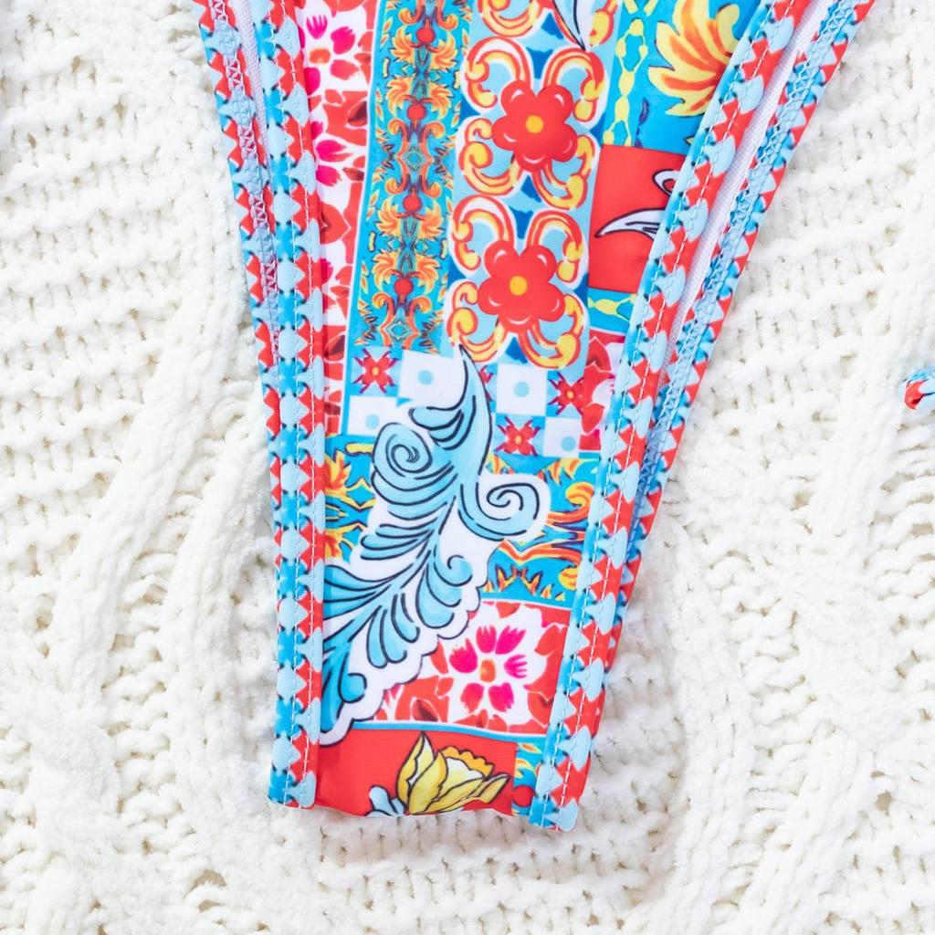 2024 European & American Print Triangle Cup Tie-Up Bikini Swimsuit for Women