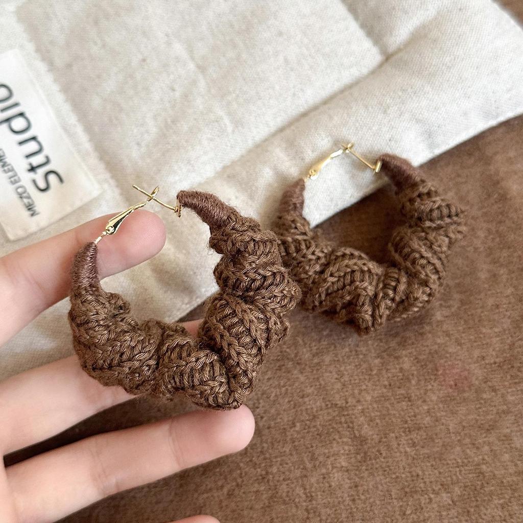 High-End Silver Needle Wool Knitted Round Hoop Earrings - Simple, Versatile, Retro Style for Women