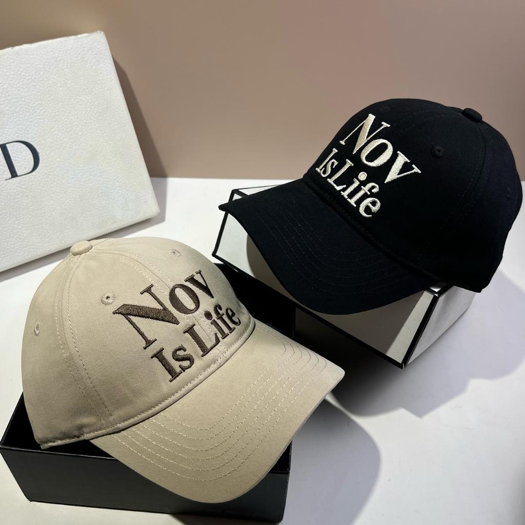 Guangzhou Alphabet Baseball Cap Simple Daily Versatile Age-Reducing Casual Cap Student Hat