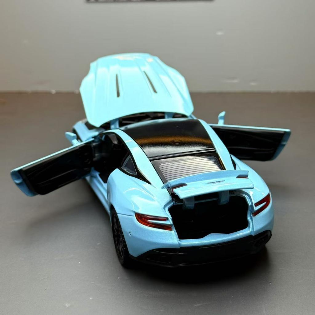 Boxed 1/32 Martin DB12 Alloy Car Model, Children's Toy Car with Sound and Lights, Holiday Gifts, Boys' Gaming Vehicle