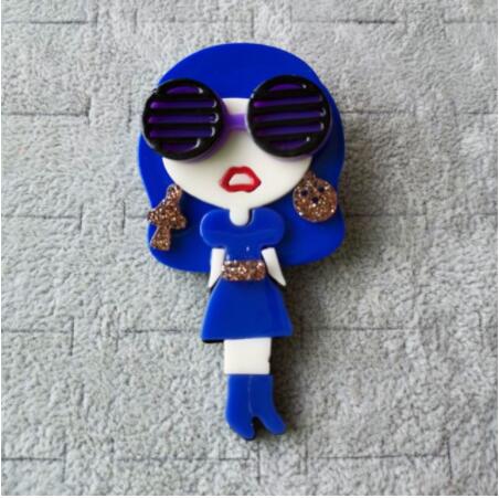 New Design Unique Lady Figure Acrylic Brooch Pins For Women Girls Brooches Pins Lapel Badges Bag Decorations Party Dress Jewelry