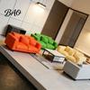 Kleine Dekorative Couch Miniatur-Couch, Winziges 2-Sitzer-Möbel Realistisches Mini-Zweisitzer-Sofa Maßstab für 1/12 Puppenhaus Wohnzimmer
