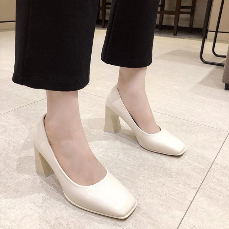 High-heeled Single Shoes Women's Spring and Autumn Models Mid-heeled Retro Square Head Thick-heeled Shoes Gentle Fairy Soft Leather Grandma Shoes