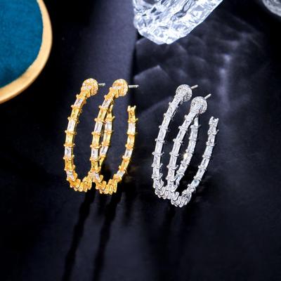 Orecchini a cerchio grandi rotondi in zirconia cubica di bambù lucido color oro bianco alla moda WWJ