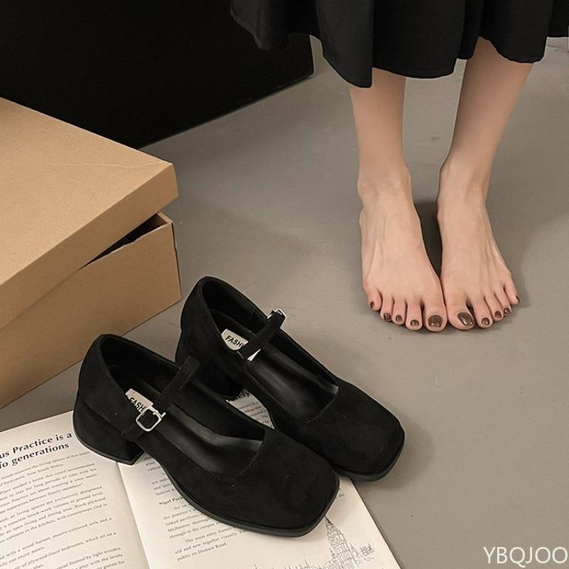 Fashion 2025 Spring new Leisure Thick Heel Shoes Vintage Leopard sexy Women Square Toe Shoes fashionable versatile Shallow mouth Shoes