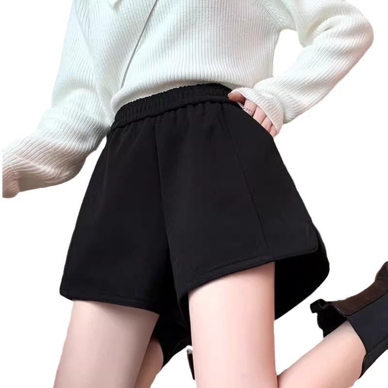 Women's Elastic High Waist Woolen A-Line Casual Shorts, Loose Fit, Autumn/Winter, Black.