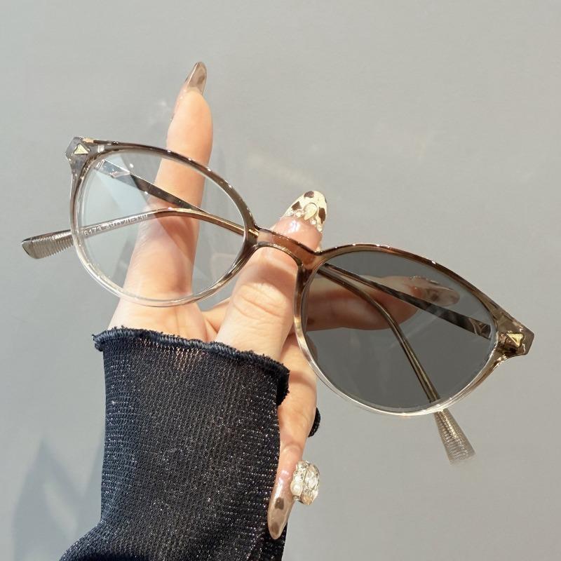 Stylish Retro Cat-Eye Photochromic Myopia Glasses High-Definition Anti-Blue Light Eyewear Minus Diopter Eyeglasses 0 To -4.0