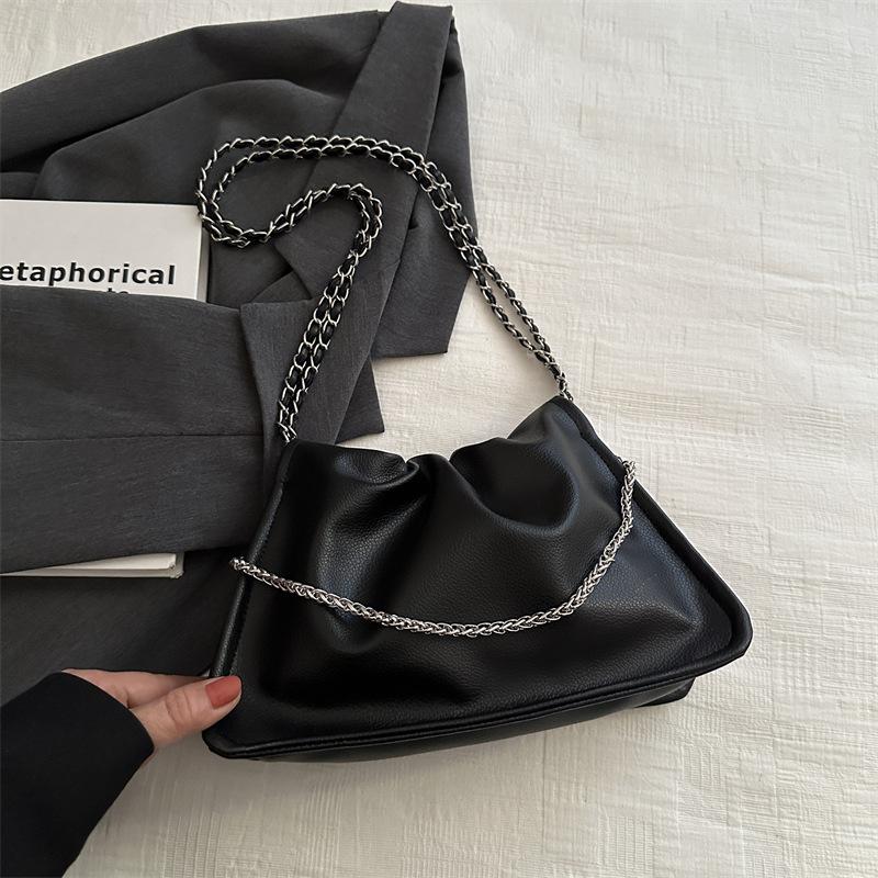 This year's popular fashion Korean version of pleated chain shoulder bag women's 2025 spring new versatile ins women's bag tide