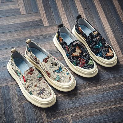 Sapatos casuais estilo britânico para homens tênis de caminhada respiráveis sapatos de lona rasos da moda masculinos mocassins estilo rua verão