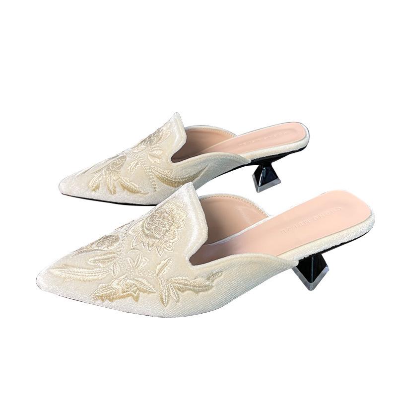 Fashion Women Baotou Embroidered Flat Bottom Half Slippers Summer Muller Sqaure Toe Shoes Flat Outdoor Casual Walking Slides Zapatillas