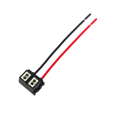 Accesorios para la electrónica del coche – Cables, adaptadores y enchufes