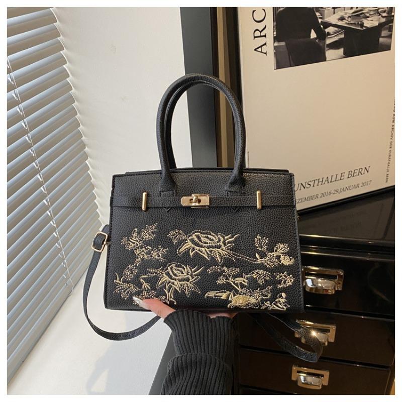 Portable Personalized Bag with Traditional Chinese Style, Large Capacity, Single Shoulder Crossbody Bag