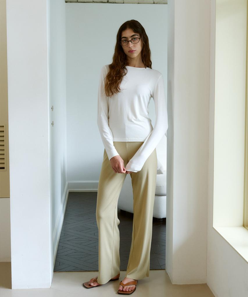 38COMEONCOMMON Silky Touch Slim Long Sleeve (Cloud)