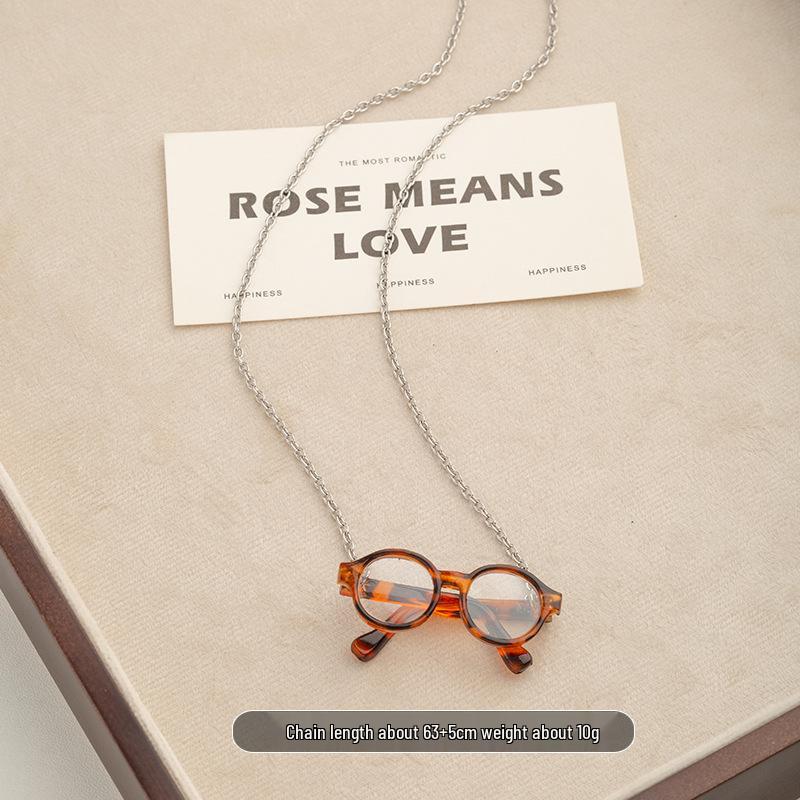 2025 Fashion Leather Cord Clavicle Necklace - Women's High-End Luxury Pendant Chain Accessories