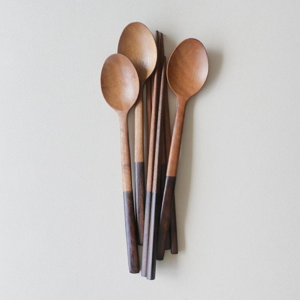 

Romwood Rosewood Two-Tone Brown Spoon Set