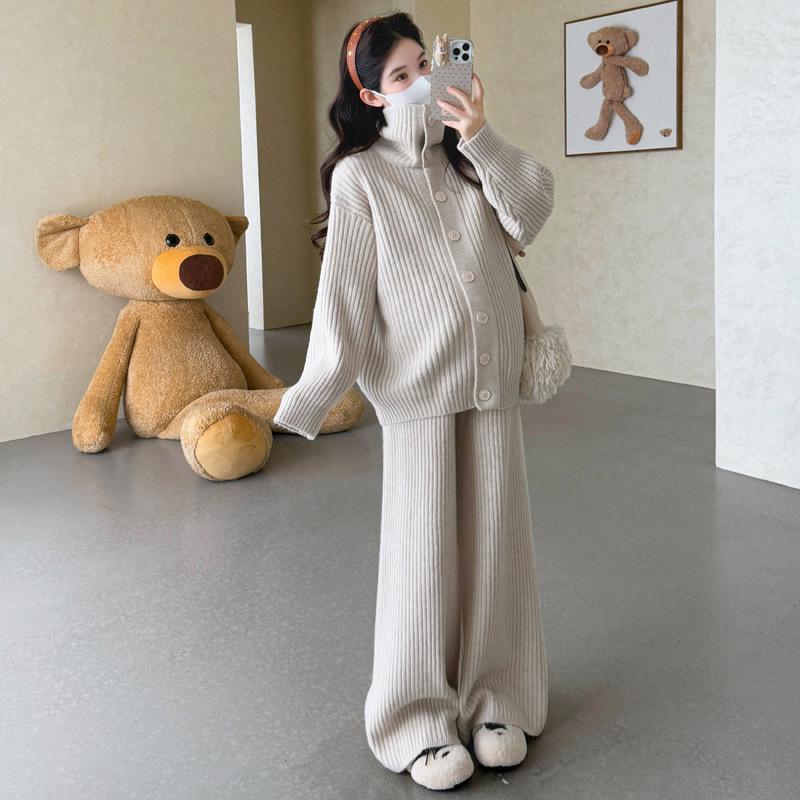 

2025 Winter Maternity Set: High Neck Knit Sweater - Gentle & Fashionable Style 2XL