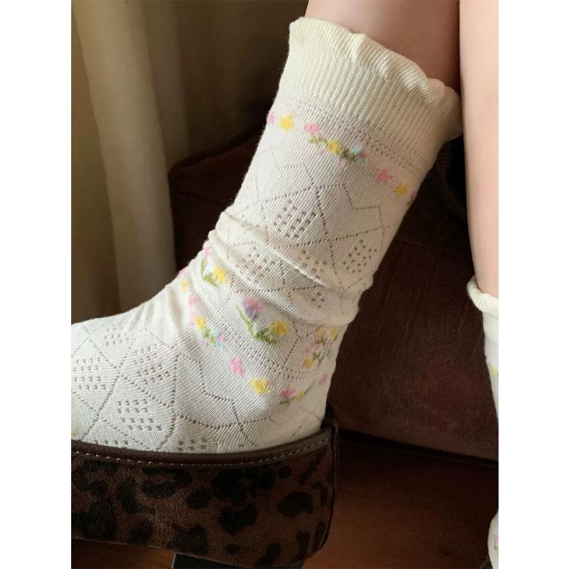 Retro Floral Socks with Children's Hollowed-out Mesh Pattern, Transparent and Soft Mid-length Pile Socks