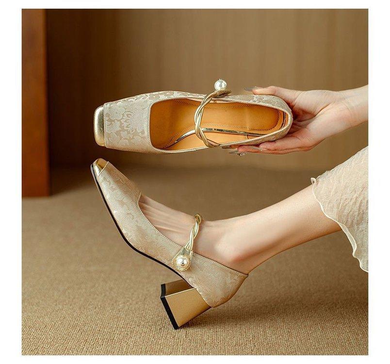 Spring high heels women's one-word single shoes new Chinese style color matching square head Mary Jane shoes French pearl thick heel