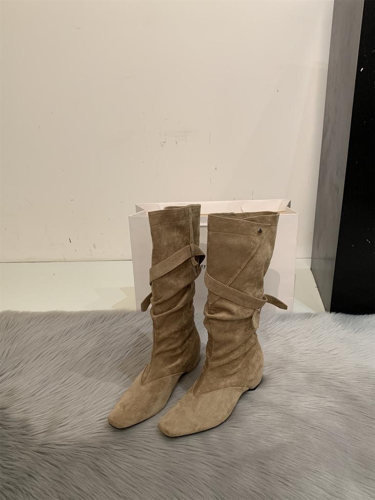 Boots Women's long boots New autumn retro Maillard two wear pointed inner height increase and thin tall stacking boots