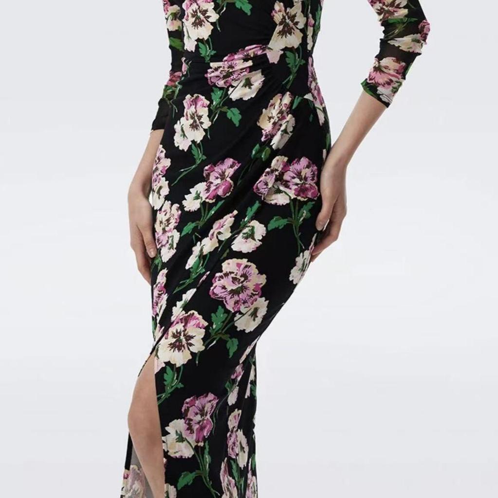 Elegantes französisches figurbetonendes florales Netz-Kleid mit Taillenschnürung
