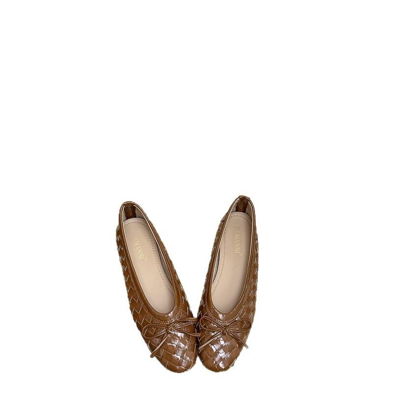 Premium sense 2025 new round head bow flat bottom shallow mouth single shoes women's casual versatile commuter ballet shoes