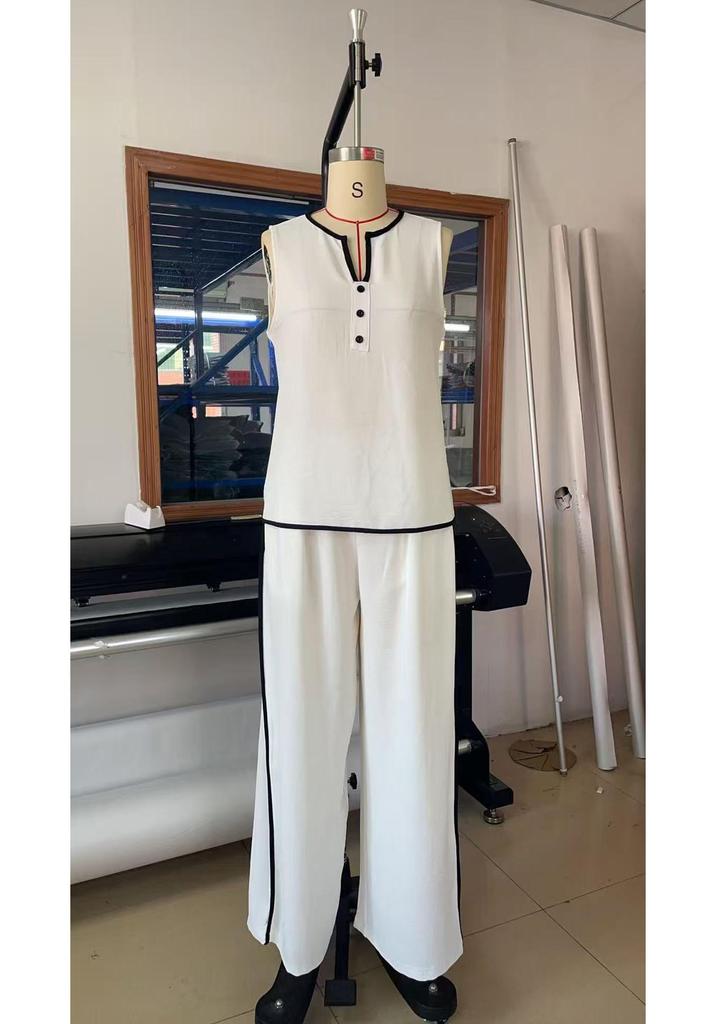 European Style V-Neck Sleeveless Top with Black Trim & Color Blocking, Paired with Simple High-End Wide-Leg Pants - 2026 Summer Collection