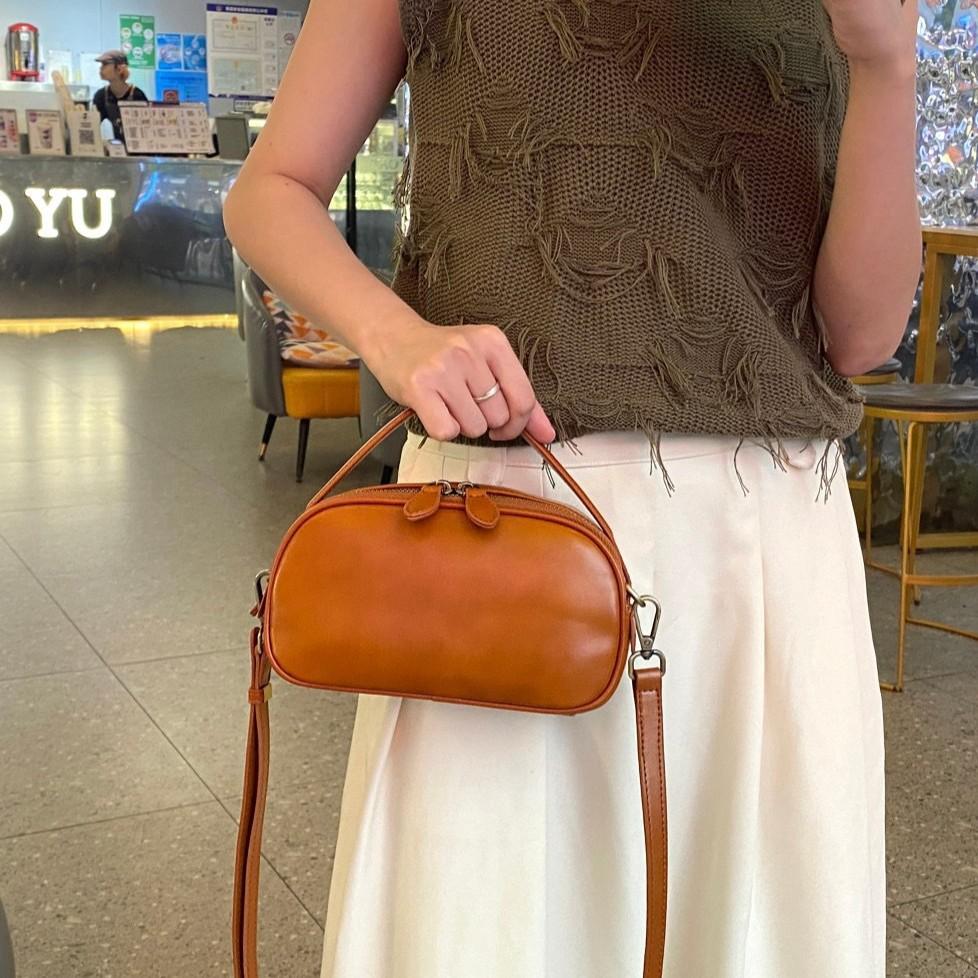Leather messenger bag spring and summer versatile fashion handbag small fresh first layer cowhide high-end small square bag