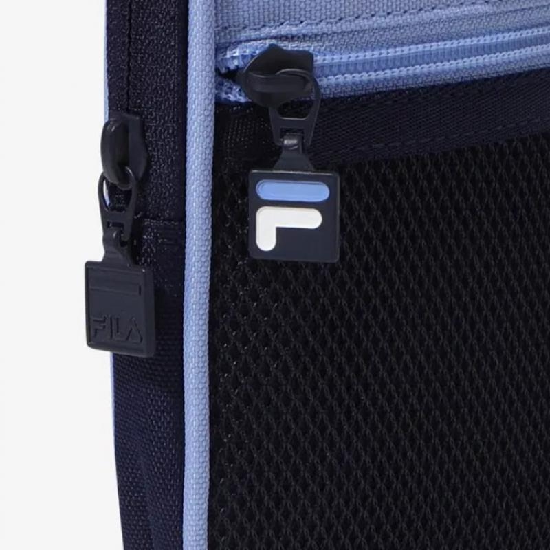 [fila Kids] Passport Bag  Fk3bcf6330x Vtb  q0zFk3bcf6330xVtb