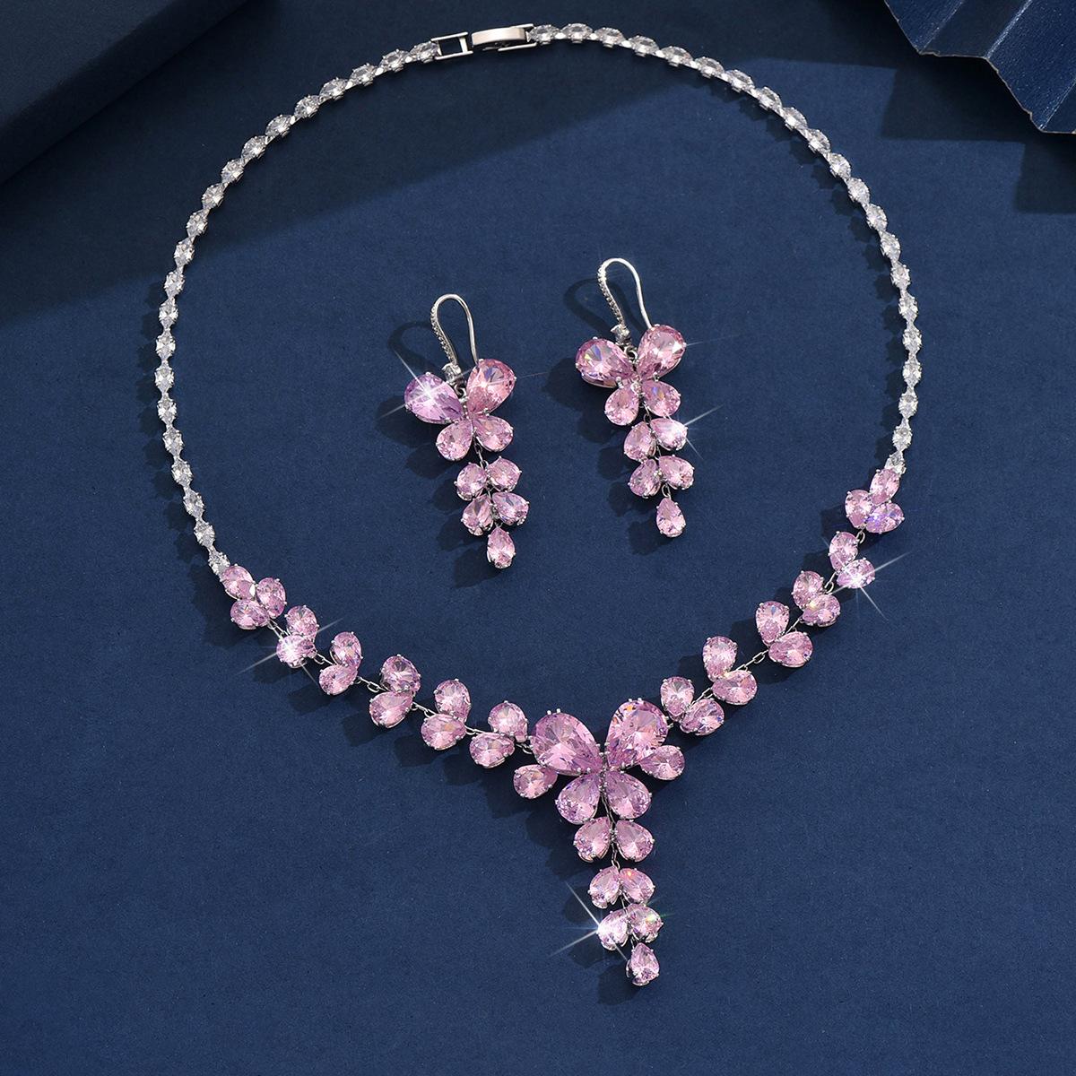 

Супер-вспышка циркония бабочка кисточка серьги комплект ожерелье темперамент ключичная цепочка высококачественные свадебные аксессуары