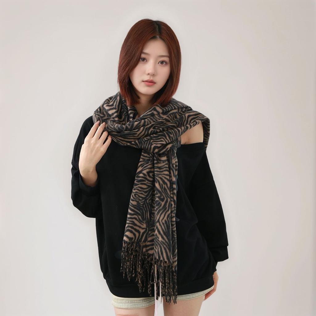 Sexy Zebra-stripe Tassels Shawl Imitation Cashmere Thickened Foulard Pashmina Hijabs Windproof Lady Scarves Wraps Neck Warmer