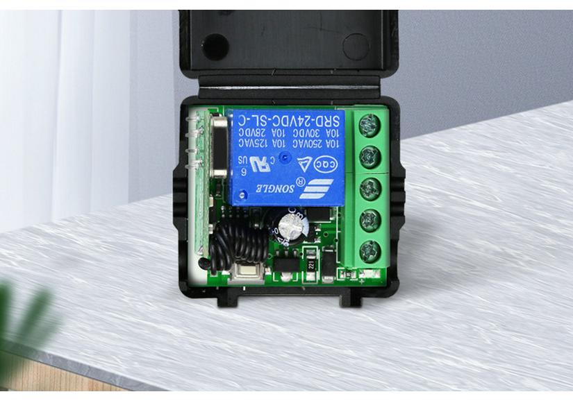 DC 12V Remote Switch with Adhesive Round Control & Self-Reset Receiver