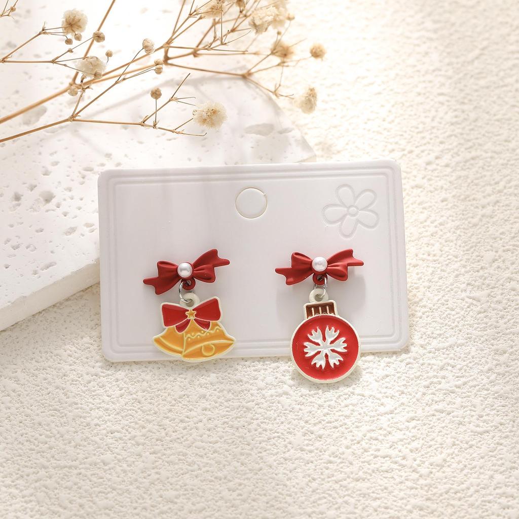 European & American Cartoon Rhinestone Christmas Earrings – High-End Asymmetrical Festive Jewelry for Women