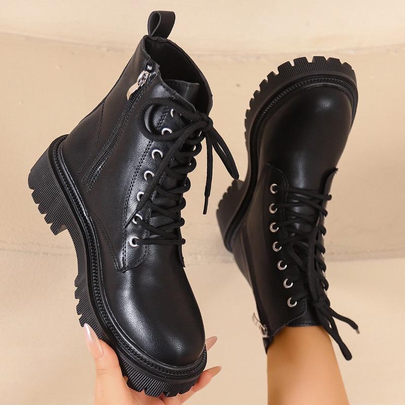 Nouvelles bottes Martin noires cool mode pour femmes à plateforme bottes pour femmes nouvelle grande taille tendance petites bottes courtes