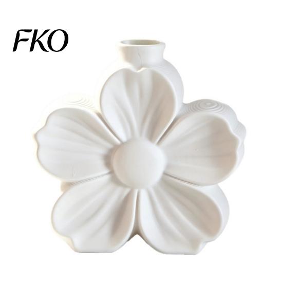 Artistic Decorative Ornament 3D Printed Minimalist Flower Vase, Matte Frosted Vase for Fresh Modern Home Table Decor or Dried Stems,