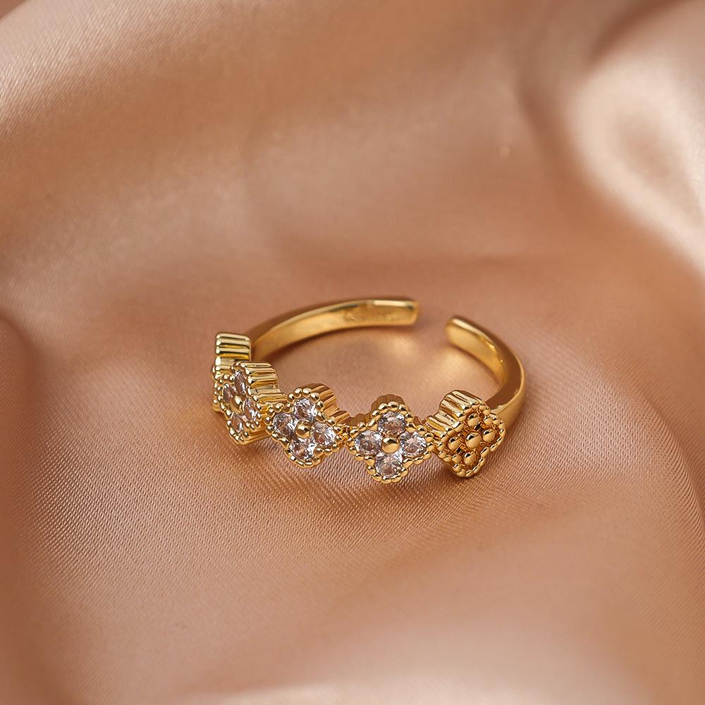 Four-leaf Clover Ring Subtly Luxurious and High-end with A Fade-resistant Finish Open and Adjustable Design Perfect for Women
