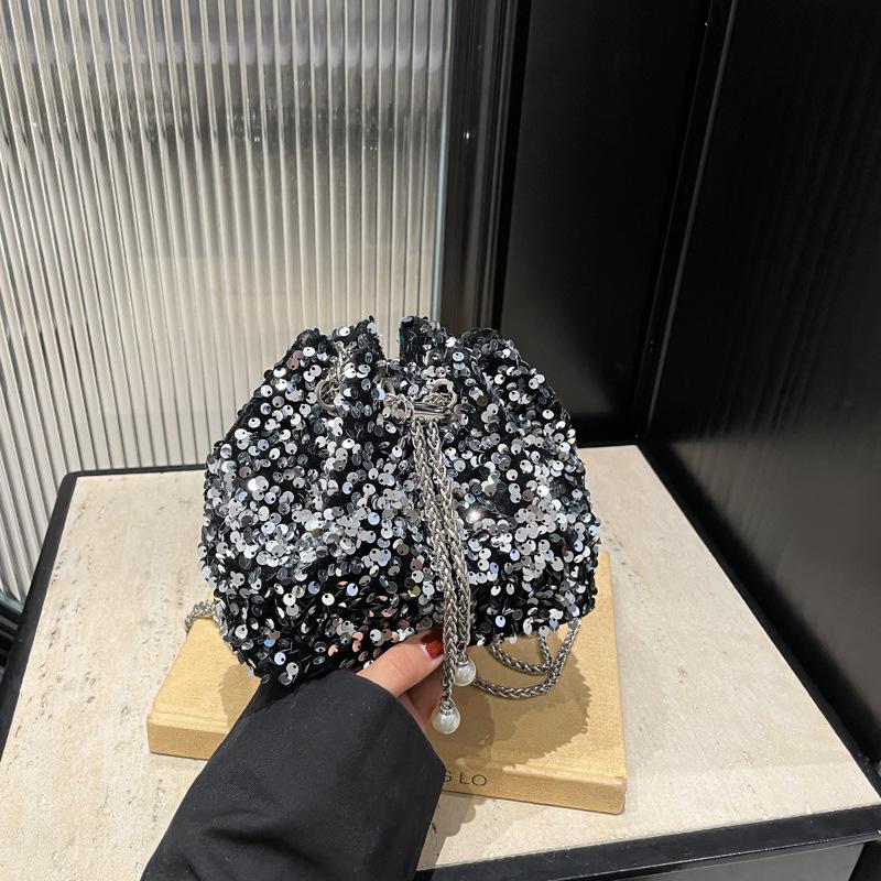 Fashion personalized sequined bucket bag women's 2025 new shoulder bag crossbody dinner bag trendy folds